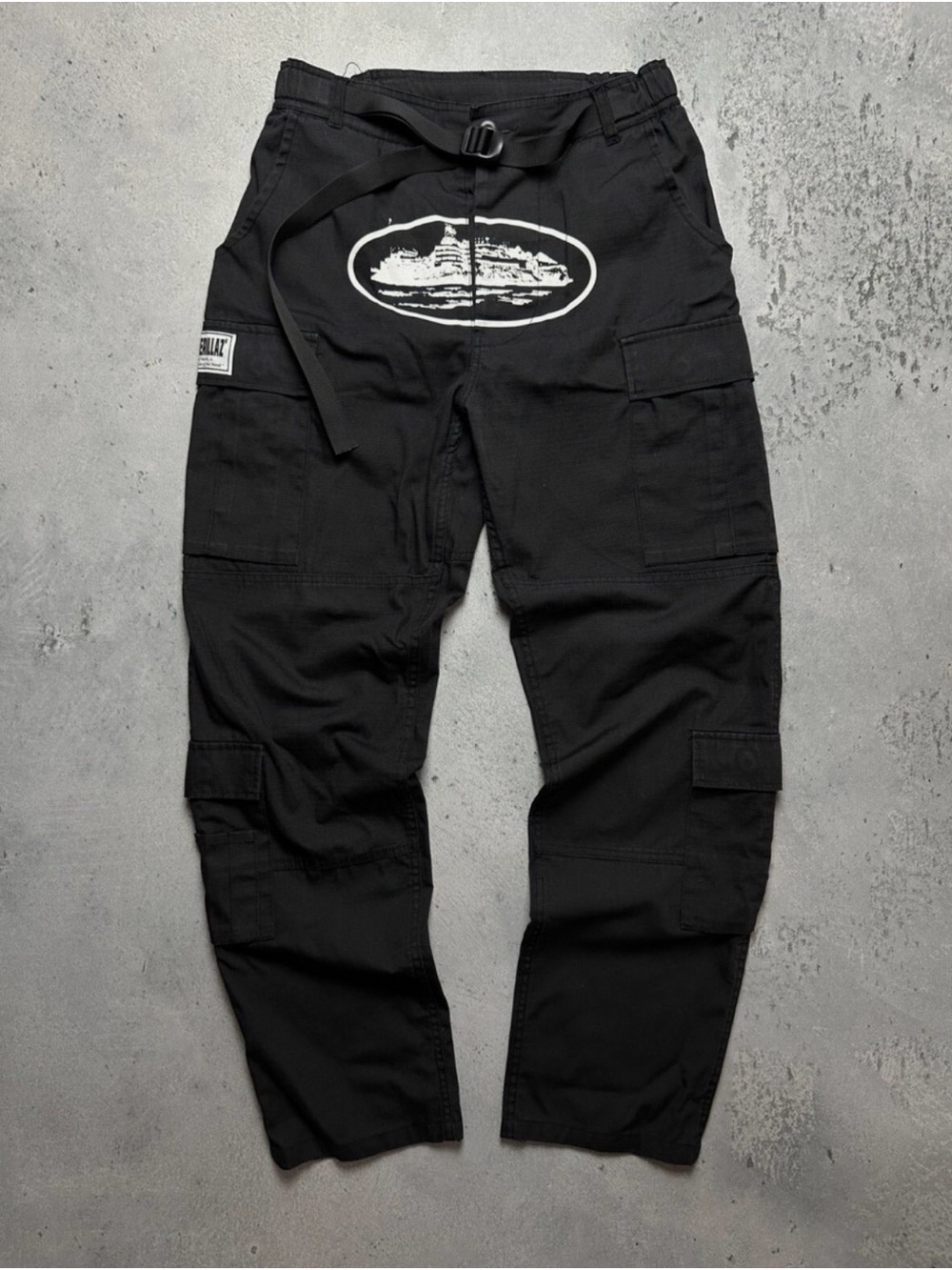 Corteiz Rules The World RTW Guerillaz Cargo Pants W/ Graphic Print & Adjustable